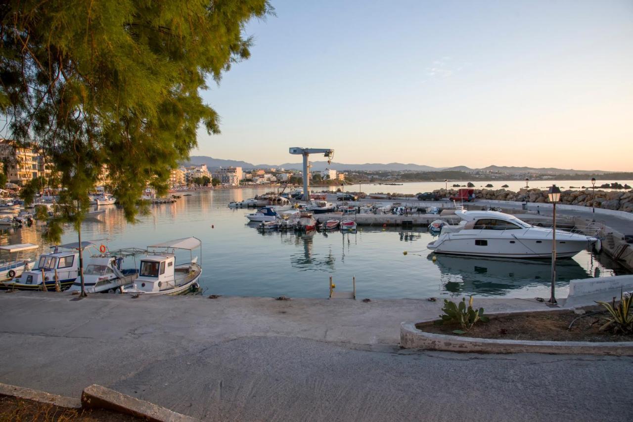 M City Apartments 100M From The Beach Chania  Exterior photo